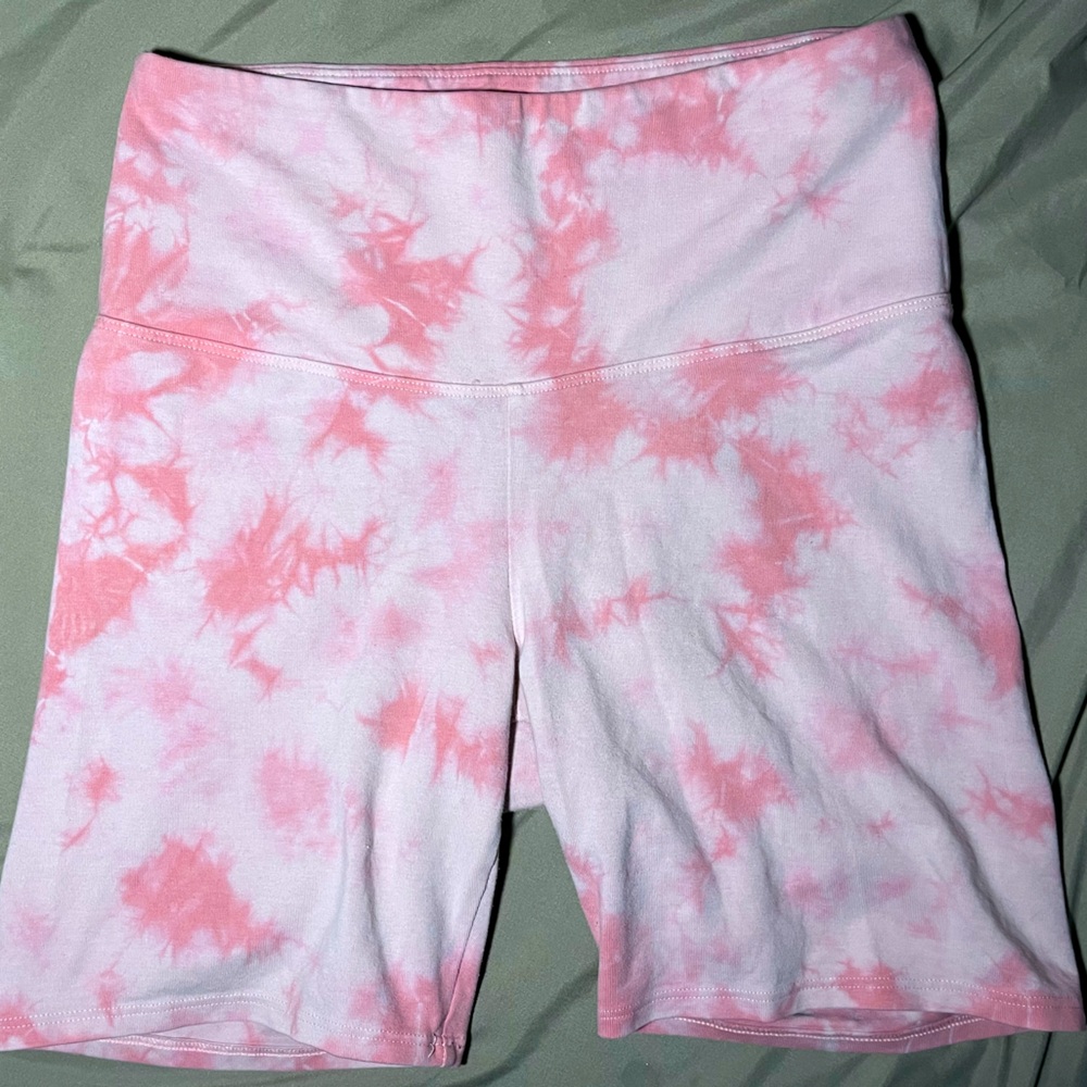 VS Pink biker shorts